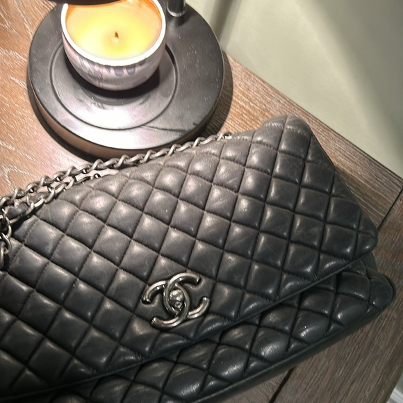 Iridescent Black Chanel Single flap Bag - Picture 8 of 9